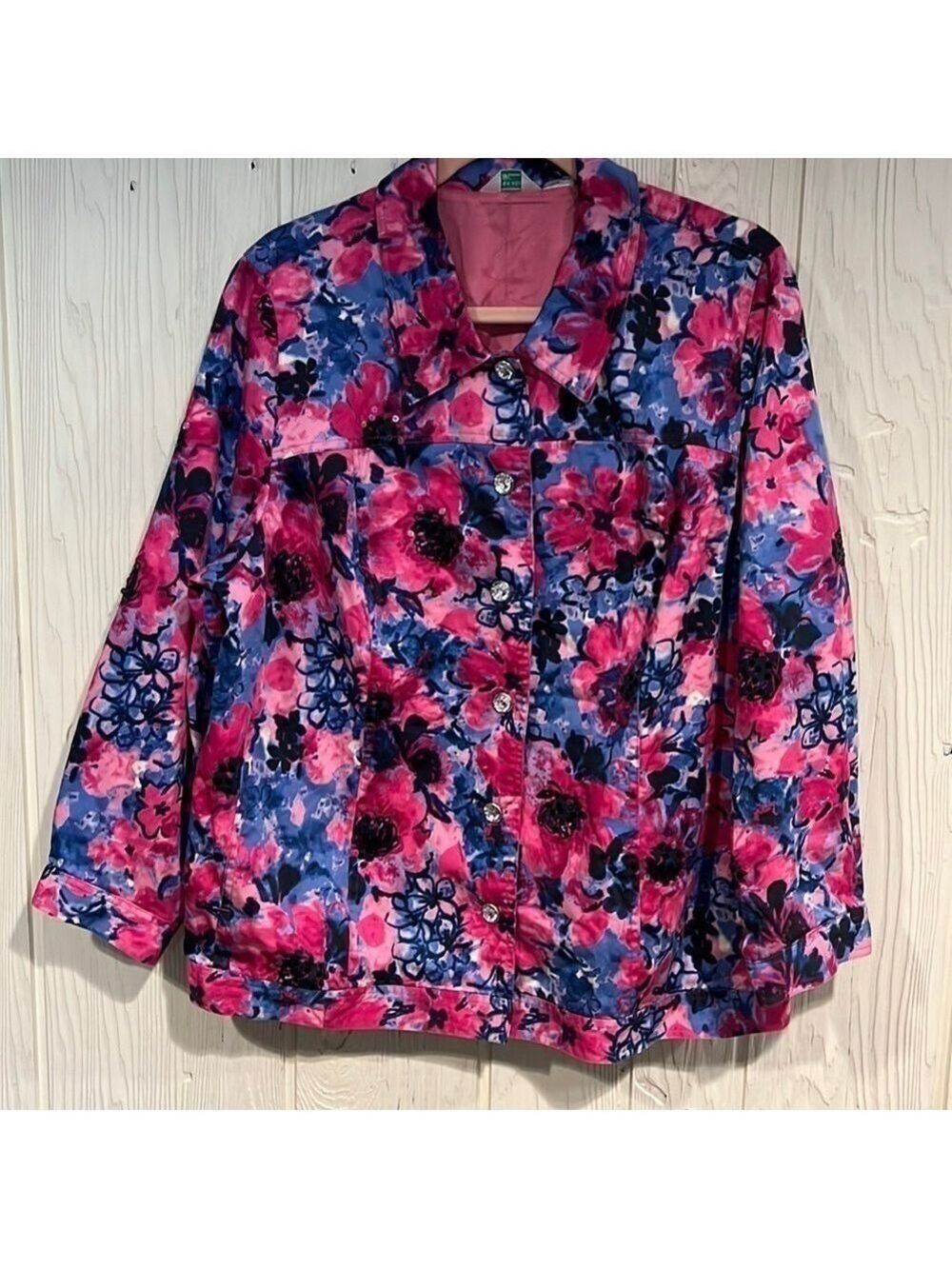 Laura ASHLEY WONEN Floral Jacket With Crystal Type Buttons and sequins